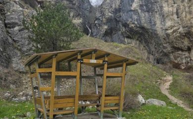 Нова панорамна беседка ще привлича туристи в чепеларското село Орехово