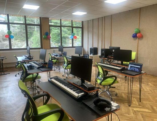 Училището в Широка лъка се сдоби с музикален STEM център