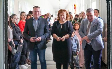 Училището в Баните се сдоби с модерен STEM център