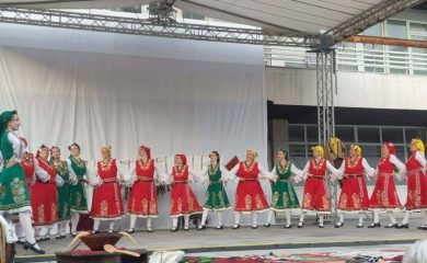 🇧🇬Девин стана колоритна сцена на фолклорното наследство на Родопите🇧🇬