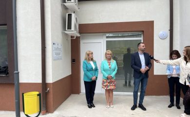 Община Смолян откри две нови социални услуги в село Ровино за хора с психични разстройства