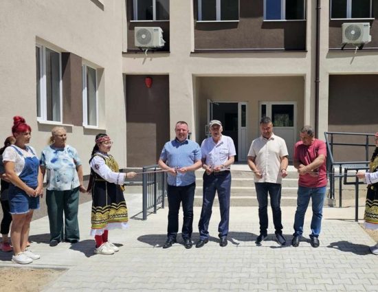 Старото училище в Малка Арда се превръща в модерен социален център