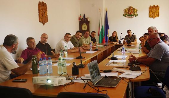 Родопската община Борино иска мирно съжителство с мечките