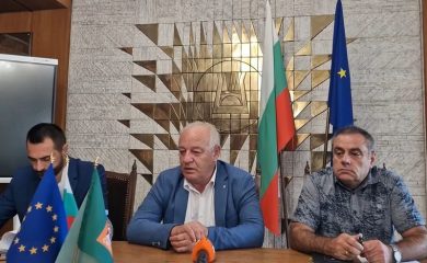 Мелемов: Община Смолян се опитва да съдейства, а не да влиза в конфронтация