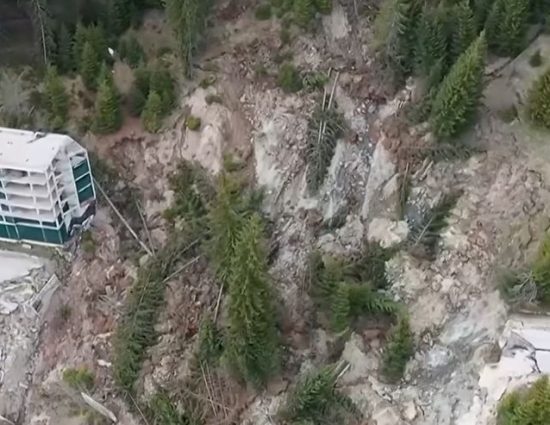 Общинският съвет настоява за спешно възстановяване на пътя Смолян-Пампорово