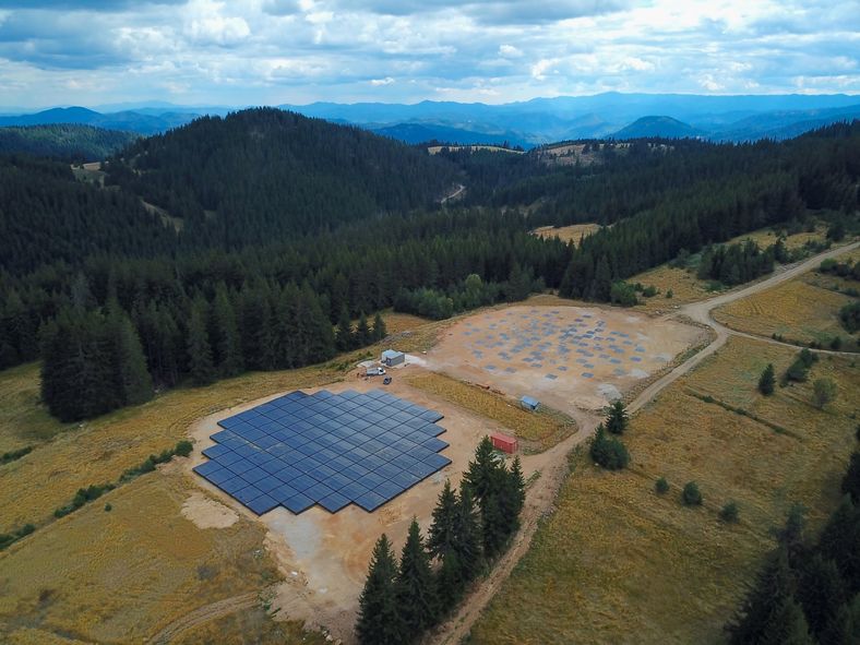Рожен се сдоби с първия в България професионален радиотелескоп LOFAR