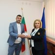 Официално връчиха печата на РИК-Смолян