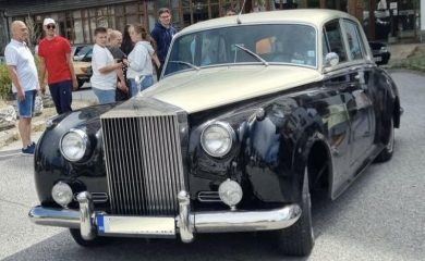 Изложение на ретро коли в Смолян отново събира феновете на класиката