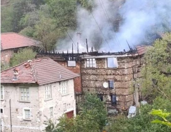 Семейство от село Соколовци има нужда от помощ след пожар в къщата им