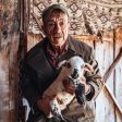 Родопският овчар бай Спас Седянков: Парите са вятър, любовта е най-важна