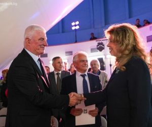 Президентът Илияна Йотова уважи 45-та годишнина на Роженската обсерватория